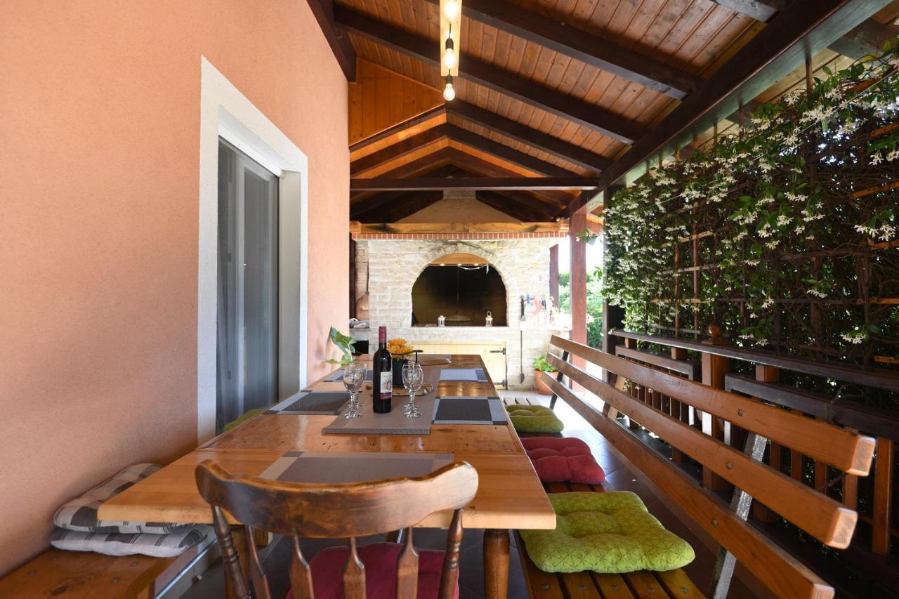 Villa Tinov Dvor Brisevo Εξωτερικό φωτογραφία
