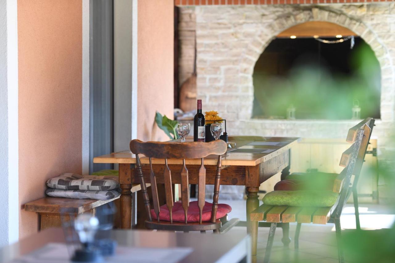 Villa Tinov Dvor Brisevo Εξωτερικό φωτογραφία